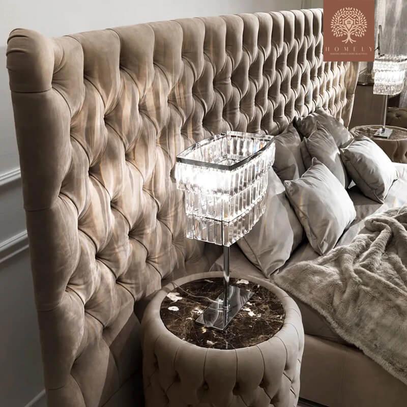 ALESSIO-GRAND LIT CAPITONNÉ DE LUXE AVEC DESIGN ITALIEN - Homely